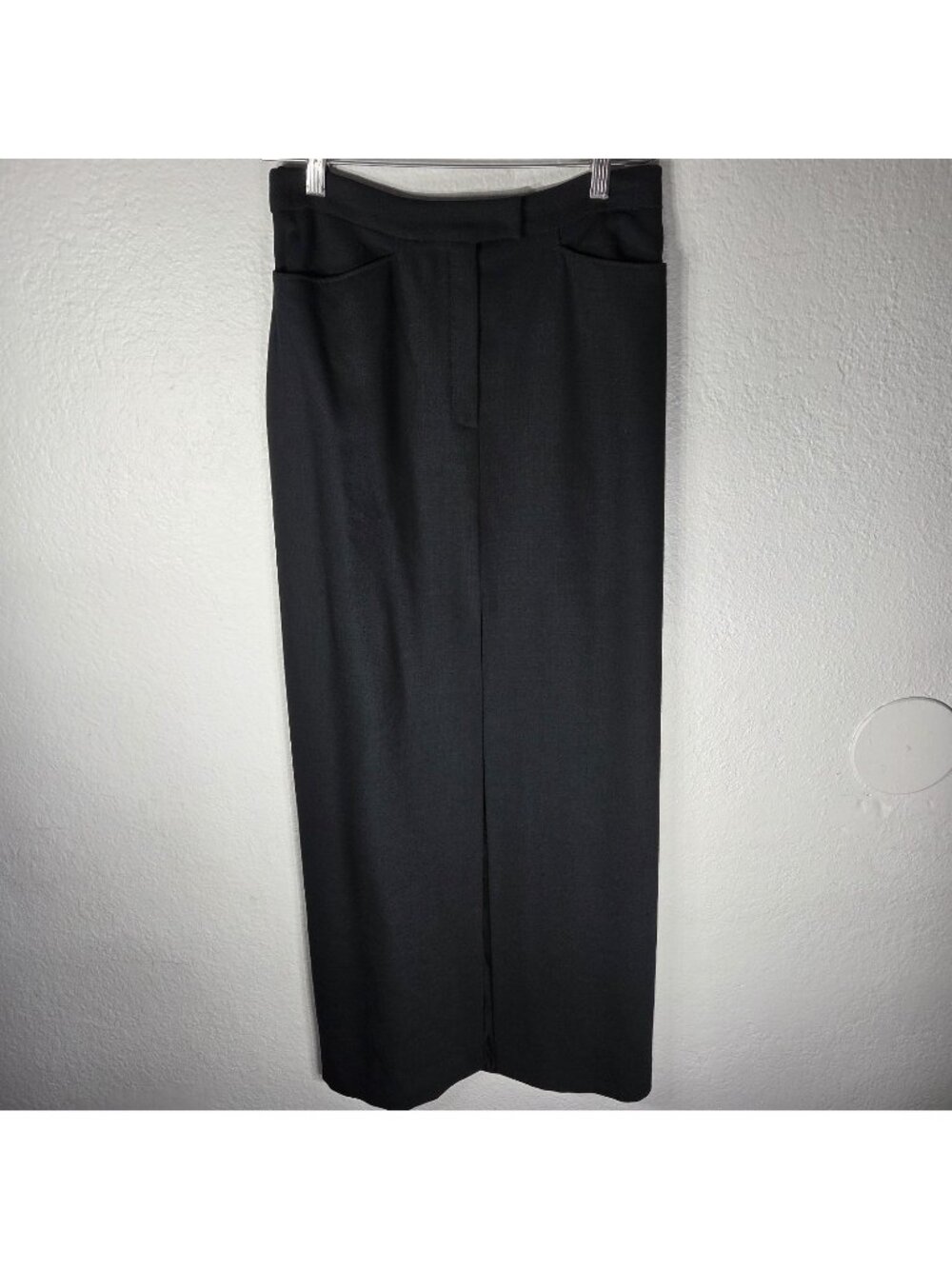 Henry Bendel Size 10 Maxi Skirt A-Line Black Slit Front 100% Virgin Wool